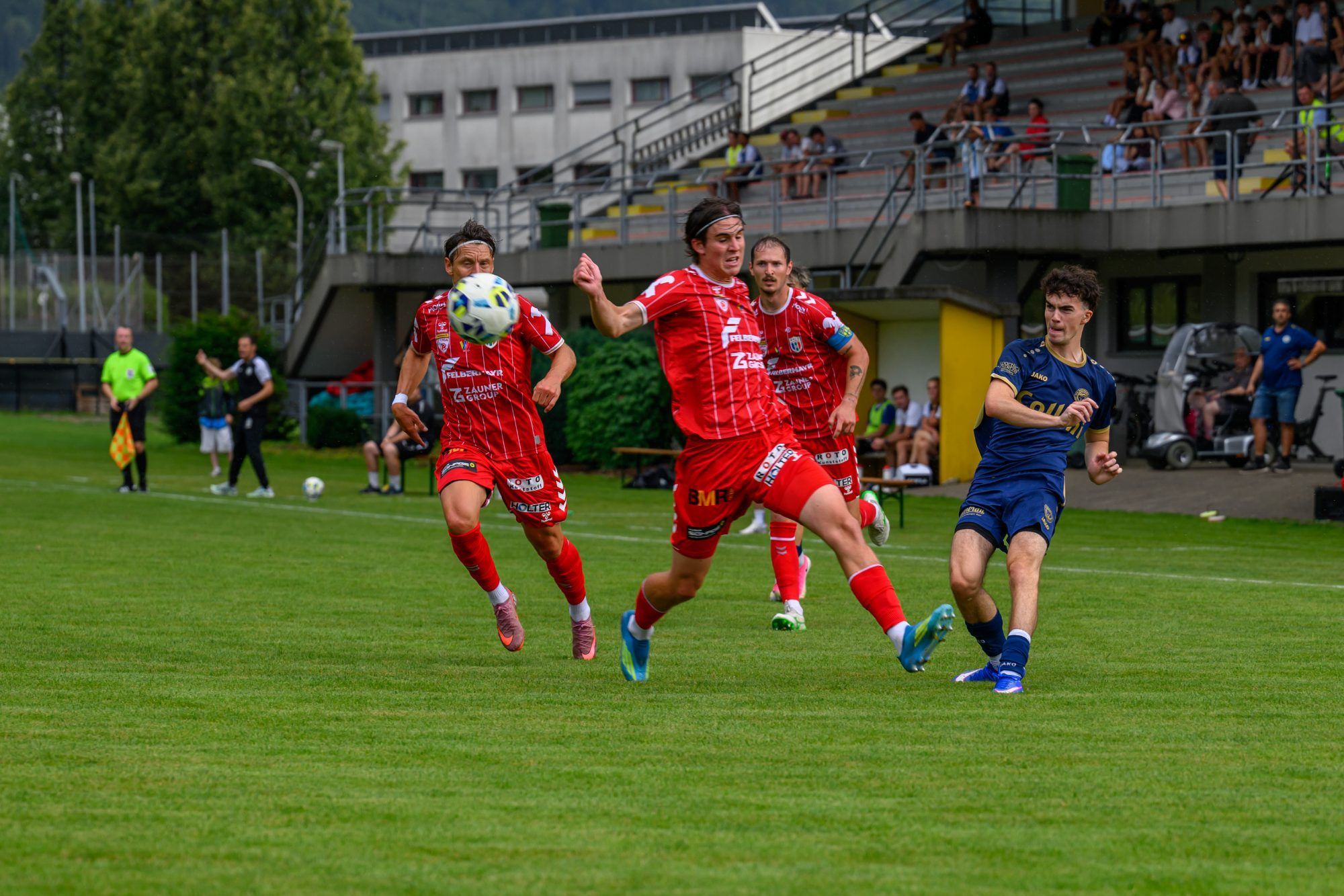 Erstes RLW-Derby bringt viel Zündstoff. VN-SCHÖLLER-3/VN-SERRA/1