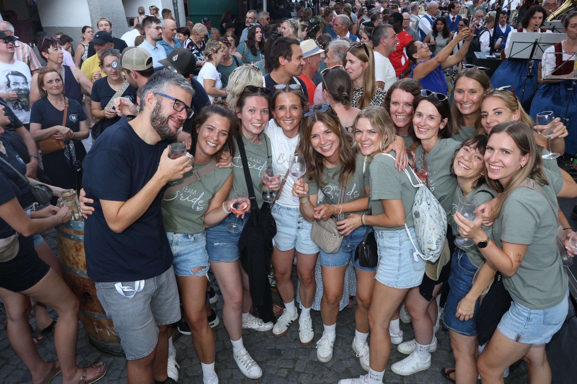 Genuss und Geselligkeit beim Weinfest