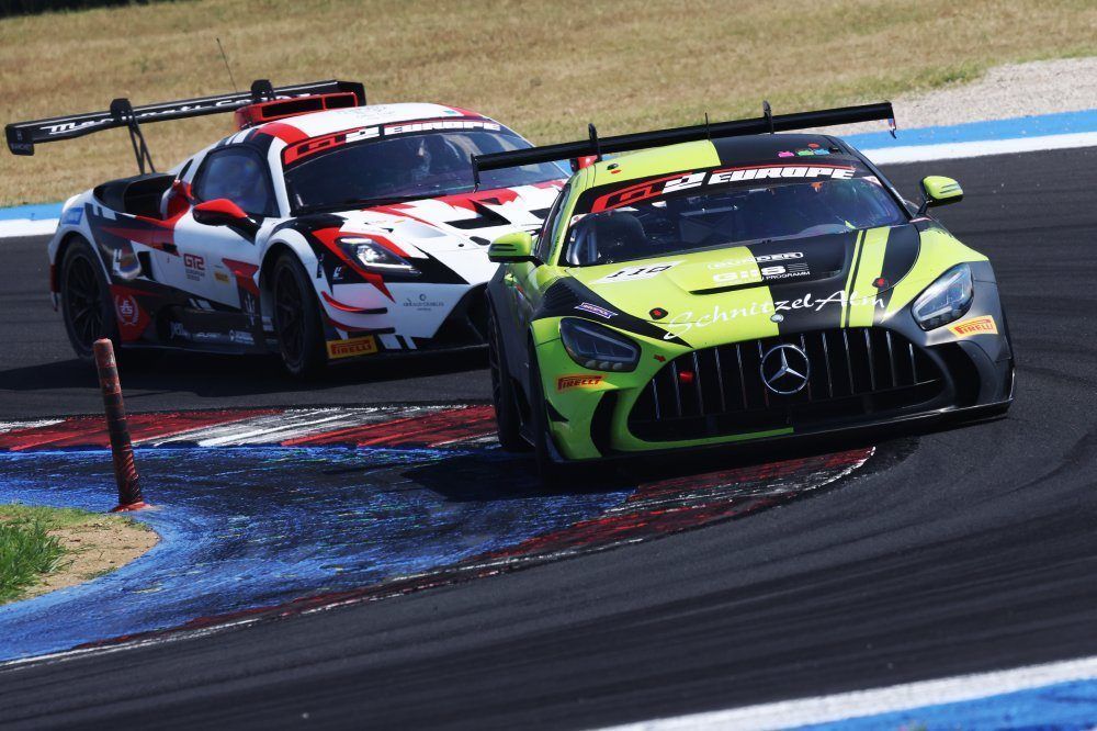 SR Motorsport by Schnitzelalm Team - Mercedes-AMG-GT2