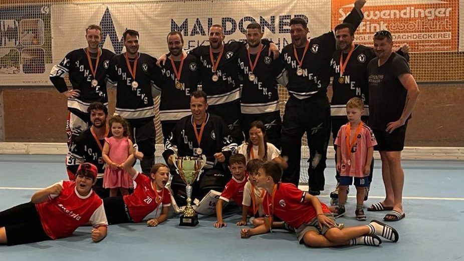 Jubel beim SC Hohenems: Das Team durfte sich über den Sieg beim Masters 2026 freuen. (c) Verein