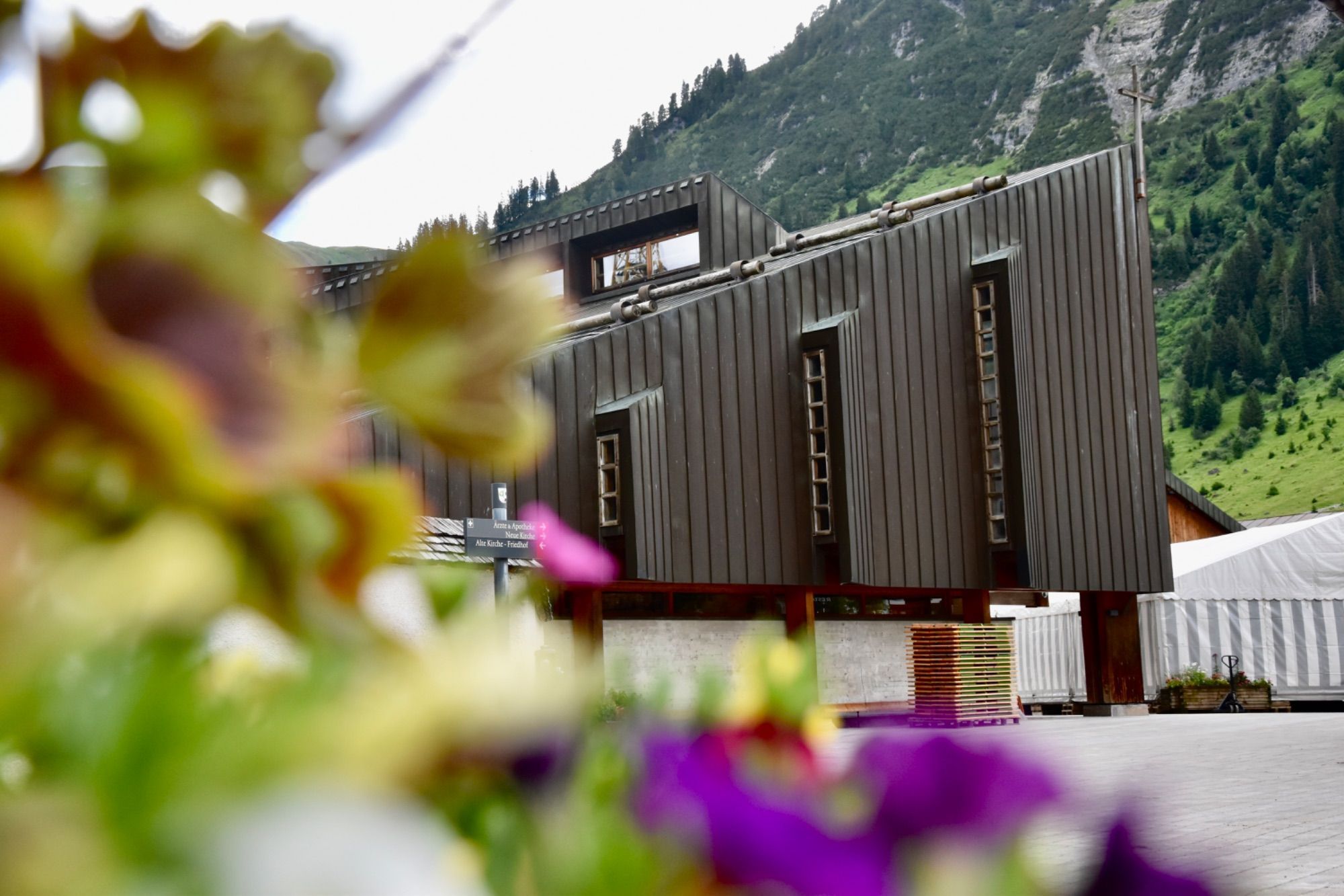 Lech feierte 50er seiner Neuen Kirche