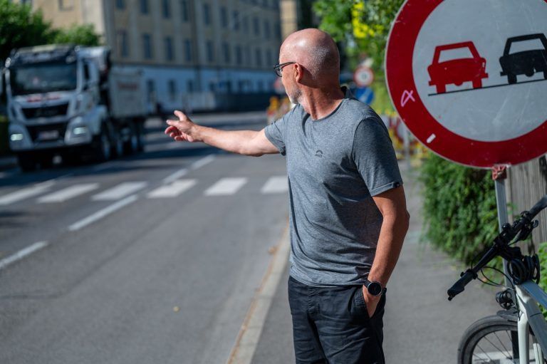 „Muss zuerst ein Mensch getötet werden?": Anrainer rechnet mit Verkehrspolitik ab