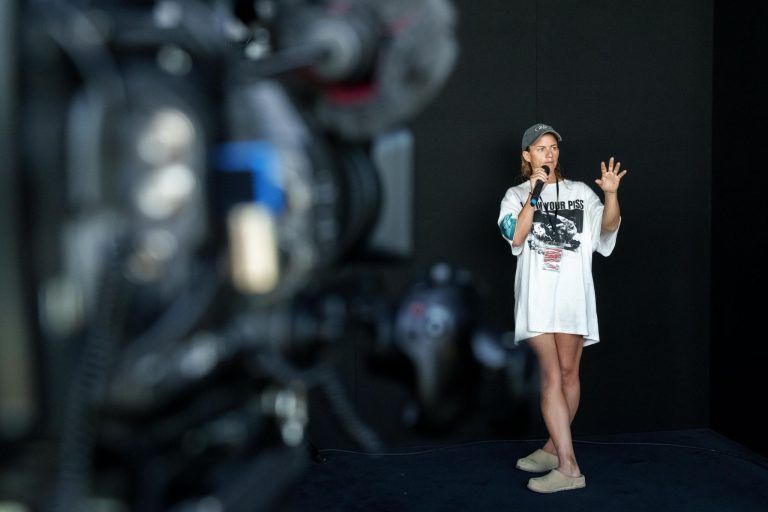 Was Florentina Holzinger am Samstag aus dem Bodensee hebt