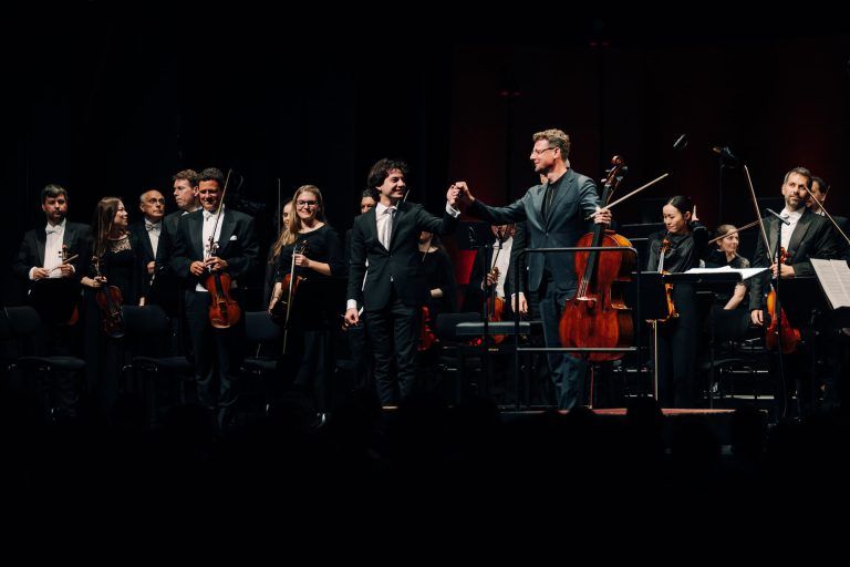 Filippo Barsali with Soloist Istvan Vardai Cello (c)Daniel Gassner.jpg