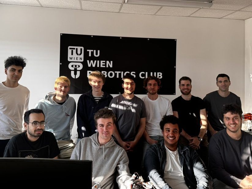 Aus Seminararbeit wird Robotik-Hype – Dieser Lochauer trifft einen Nerv