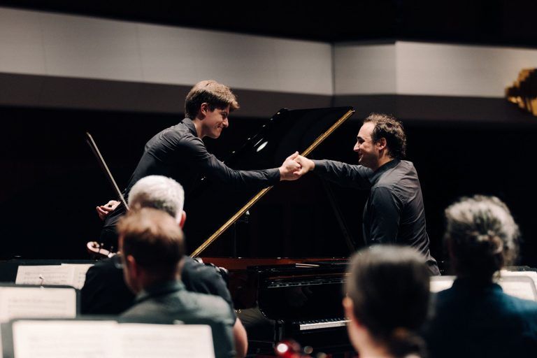 Matthew Lloyd-Wilson and Illia Ovcharenko durging rehearsal (c)Daniel Gassner.jpg