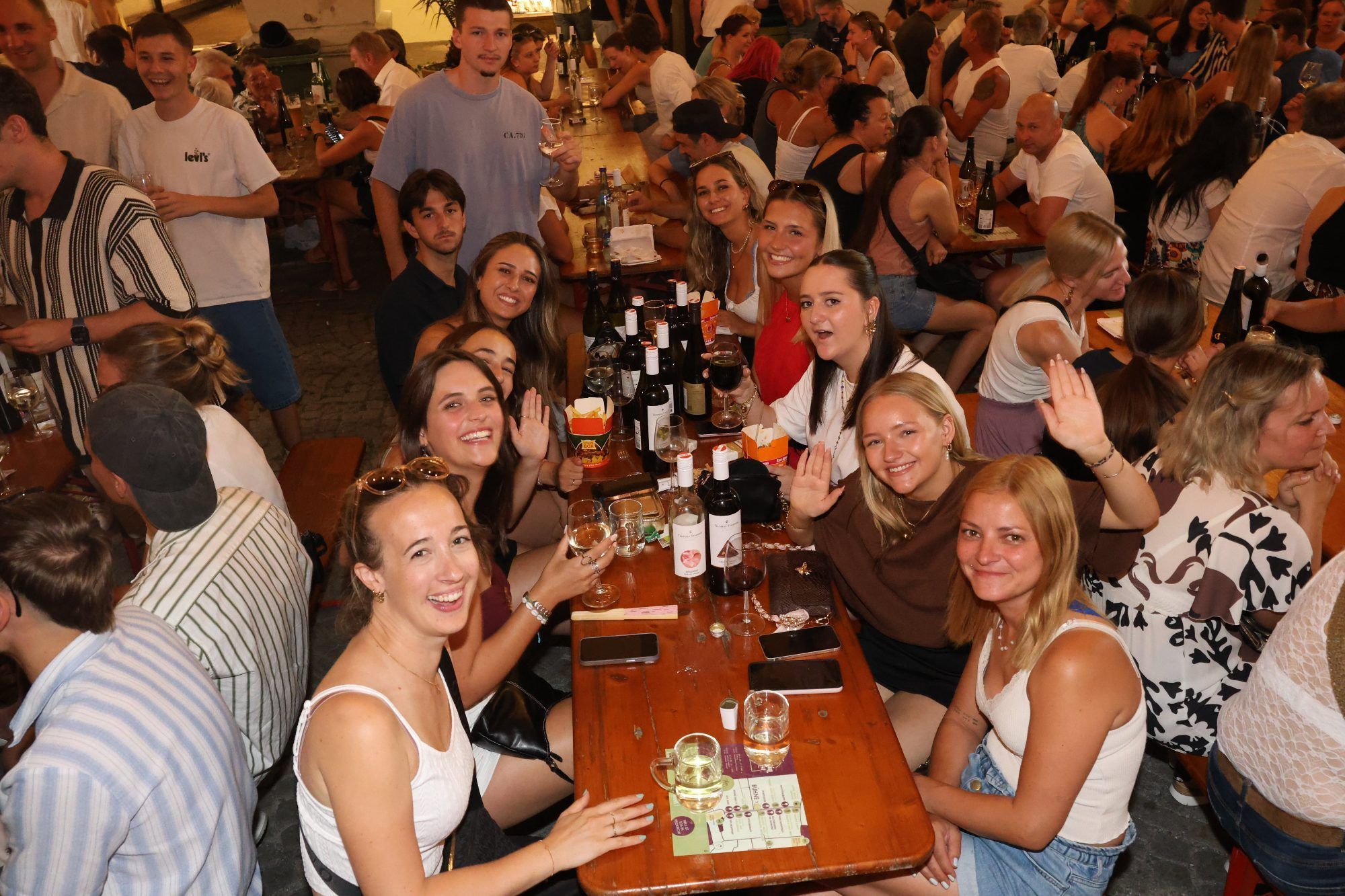 Genuss und Geselligkeit beim Weinfest