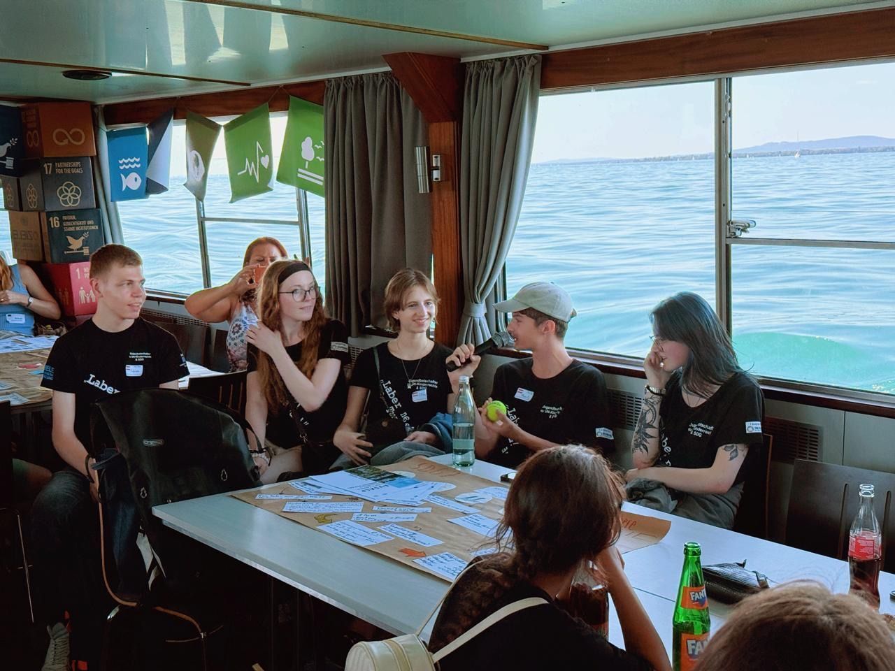 Die Schifffahrt bot den Rahmen für Workshops, Diskussionen und länderübergreifende Vernetzung. Foto: Kaya Kantner