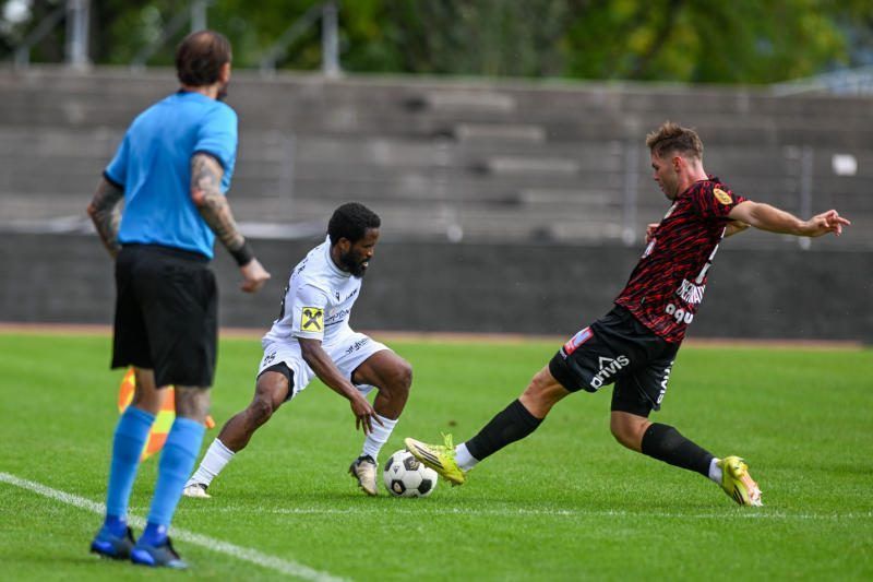 Niklas Pertlwieser (rechts) im Testspiel gegen SW Bregenz. Lerch