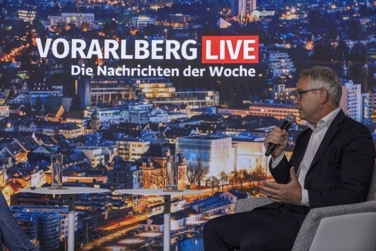 Brunner zu Messenger-Überwachung: "Vielleicht sind wir da etwas zu langsam"