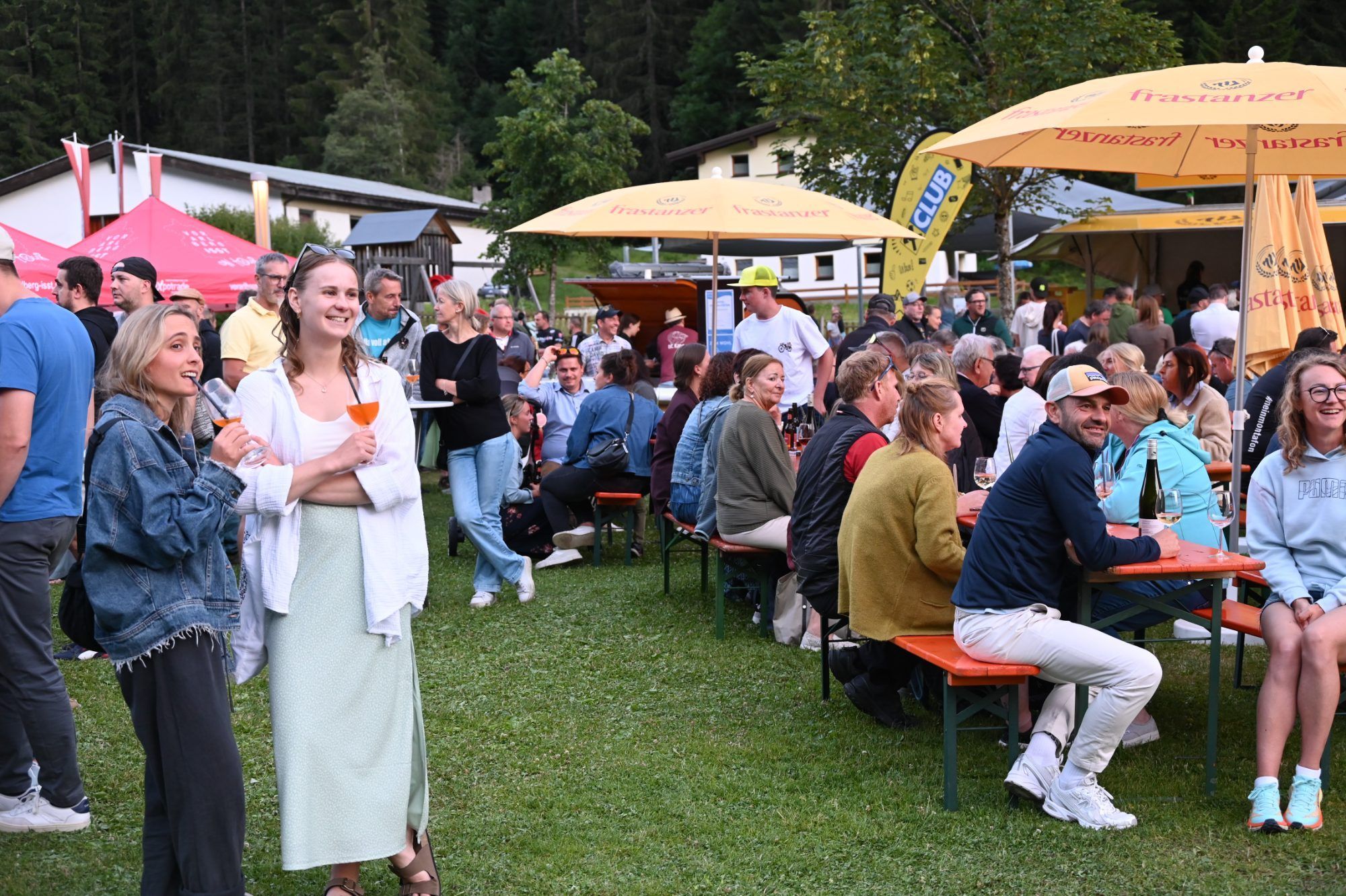 Tolle Stimmung beim Höhepunkt des Alpinen Wasser Festival Klostertal.