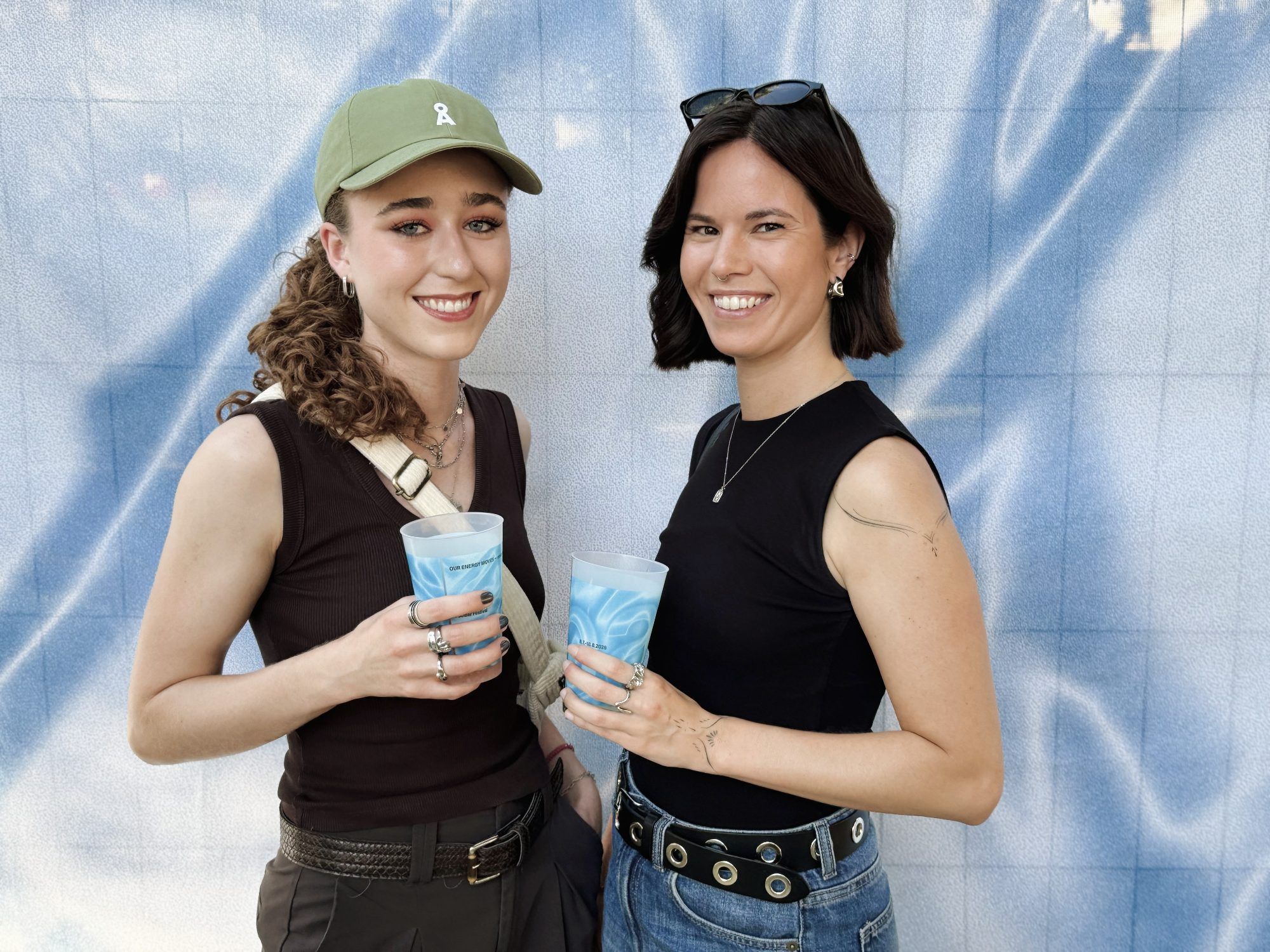 Unter den Besuchern: Rose Berthold und Jacqueline Predl.