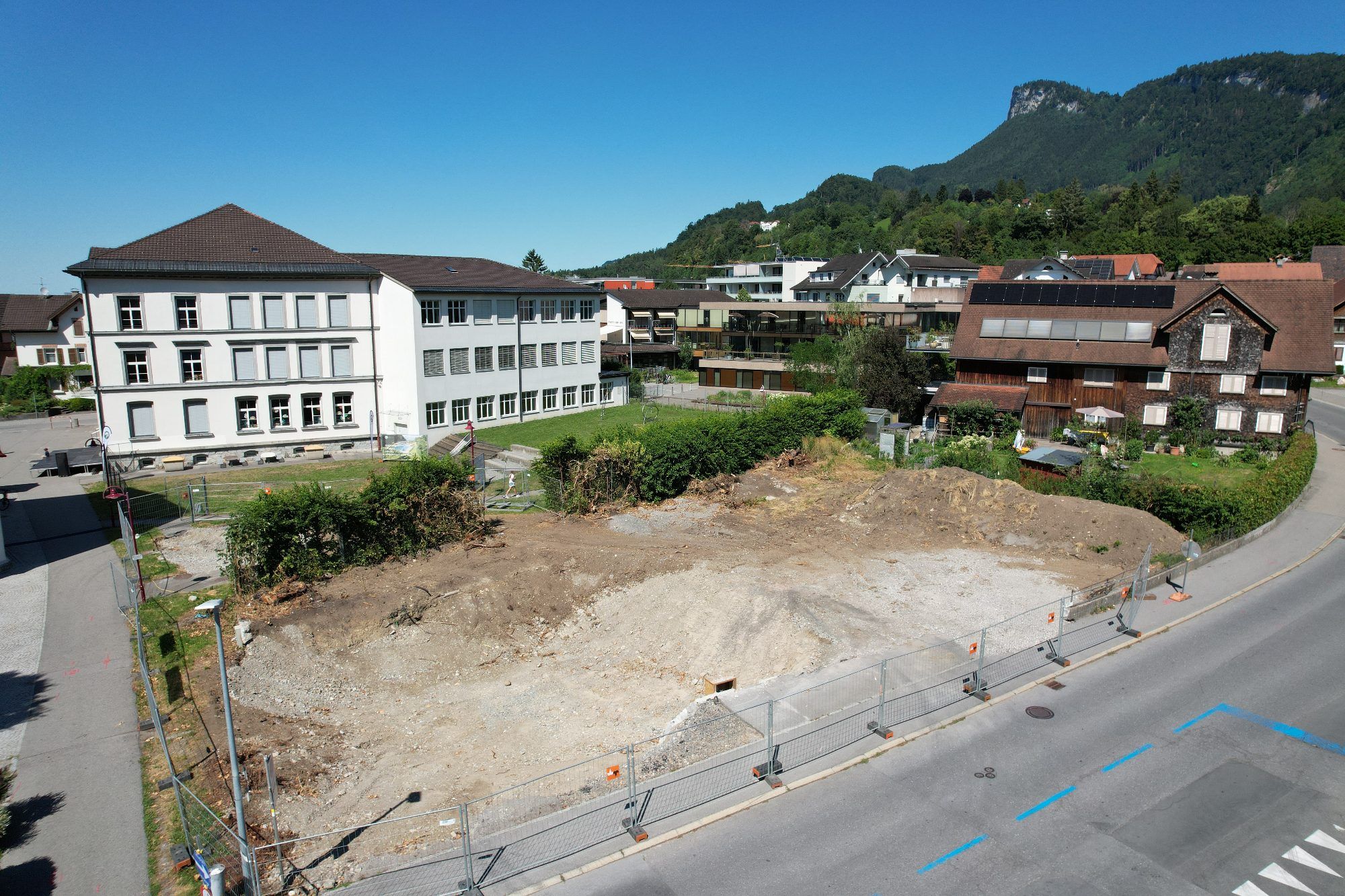 Für den Erweiterungsbau mußte das