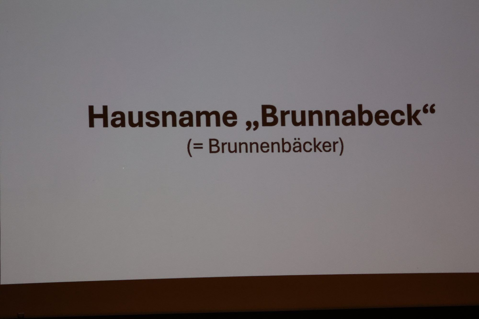 Hausname von Univ.-Prof. Fend.