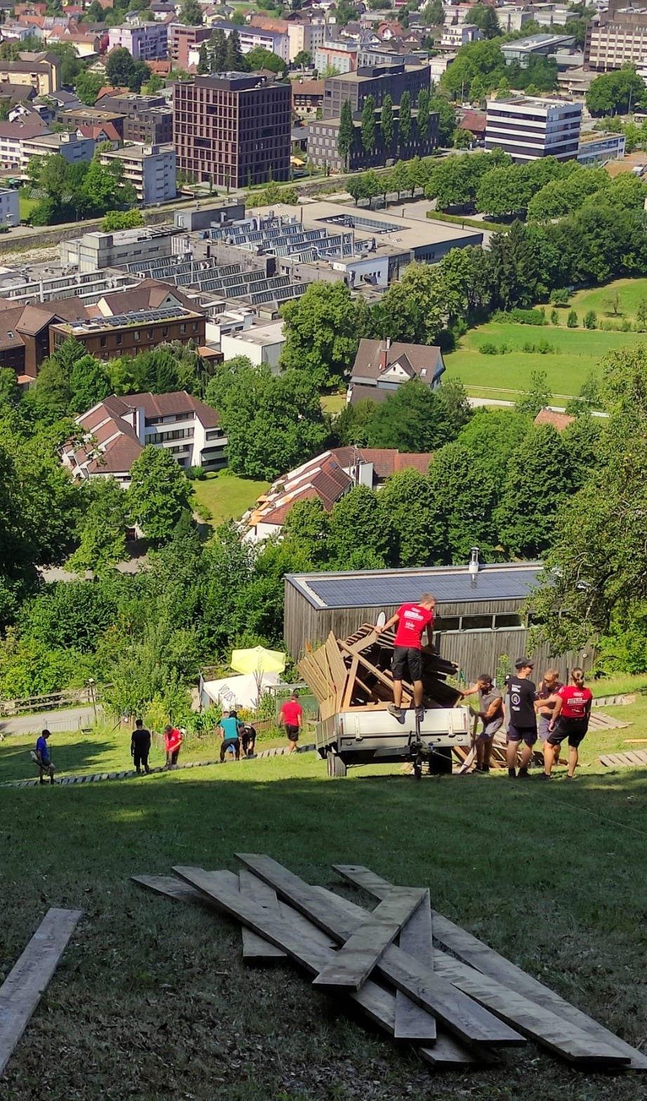 Der Zanzenberg präsentiert sich schon jetzt in bester Rennlaune.