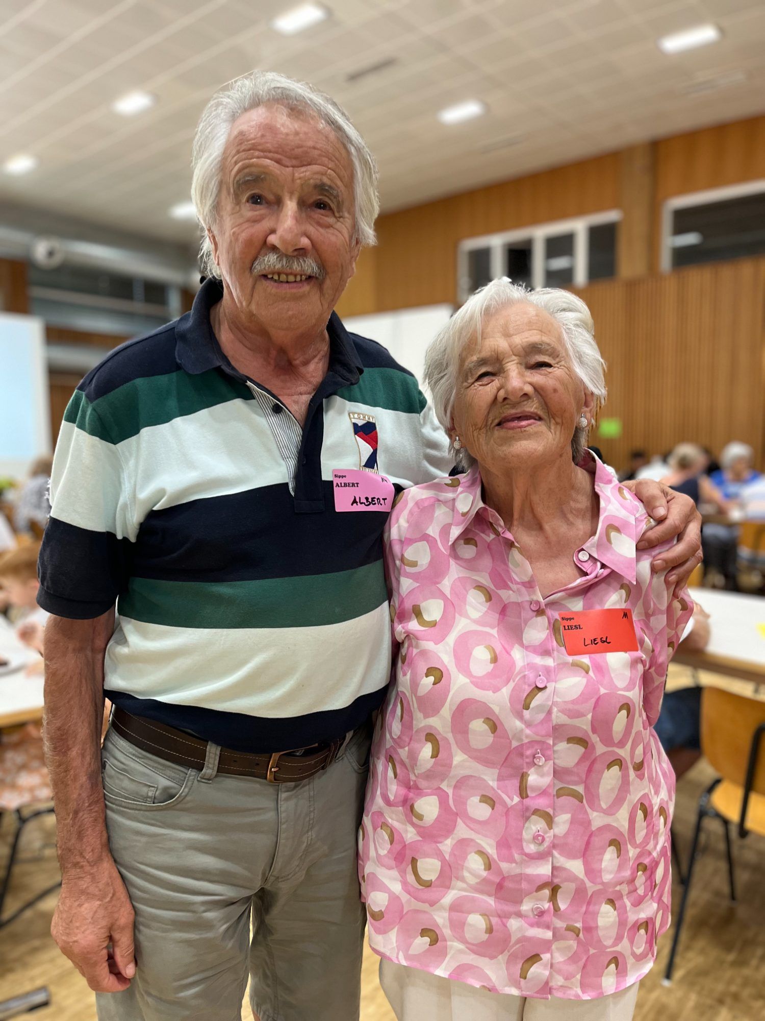 Auch mit über 90 Jahren freuen sich Albert und Liesl über die regelmäßigen Treffen.