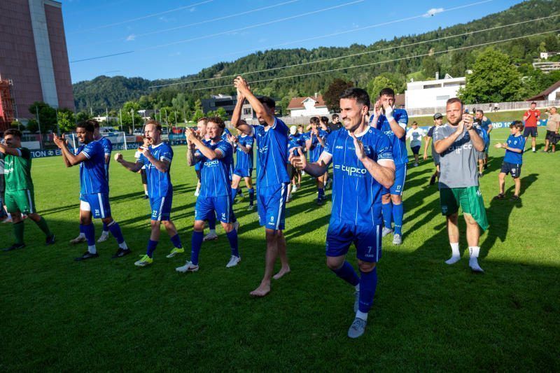 Jubilar SV Lochau erstmals in der Westliga vertreten. FOTOS: VN-SERRA