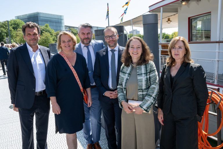 Genussfahrt mit prominenten Festspielgästen auf dem Bodensee