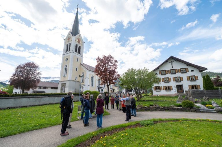 "Ich möchte Menschen die Schönheit von Kirchen zeigen" – Björn Hopf ist Kirchenraumpädagoge