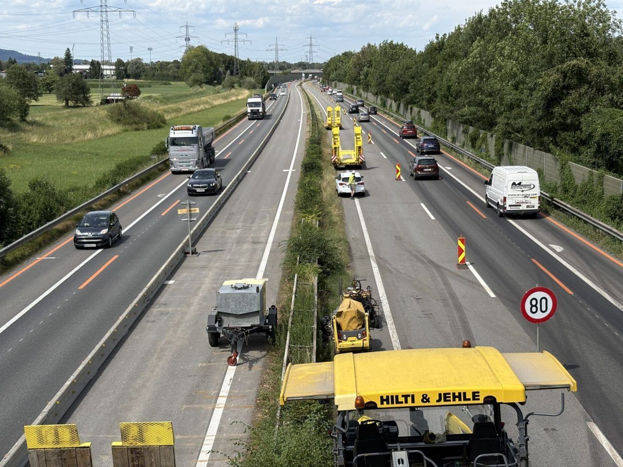 Sperren und Umleitungen: Der Baustellensommer rollt an