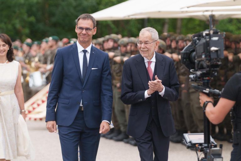 Warum Wallner sich beim Bundespräsidenten vorstellt