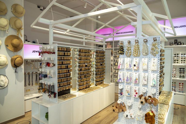 Neuer Shop in Bregenz: "Wir haben alles, was Mädchen brauchen“