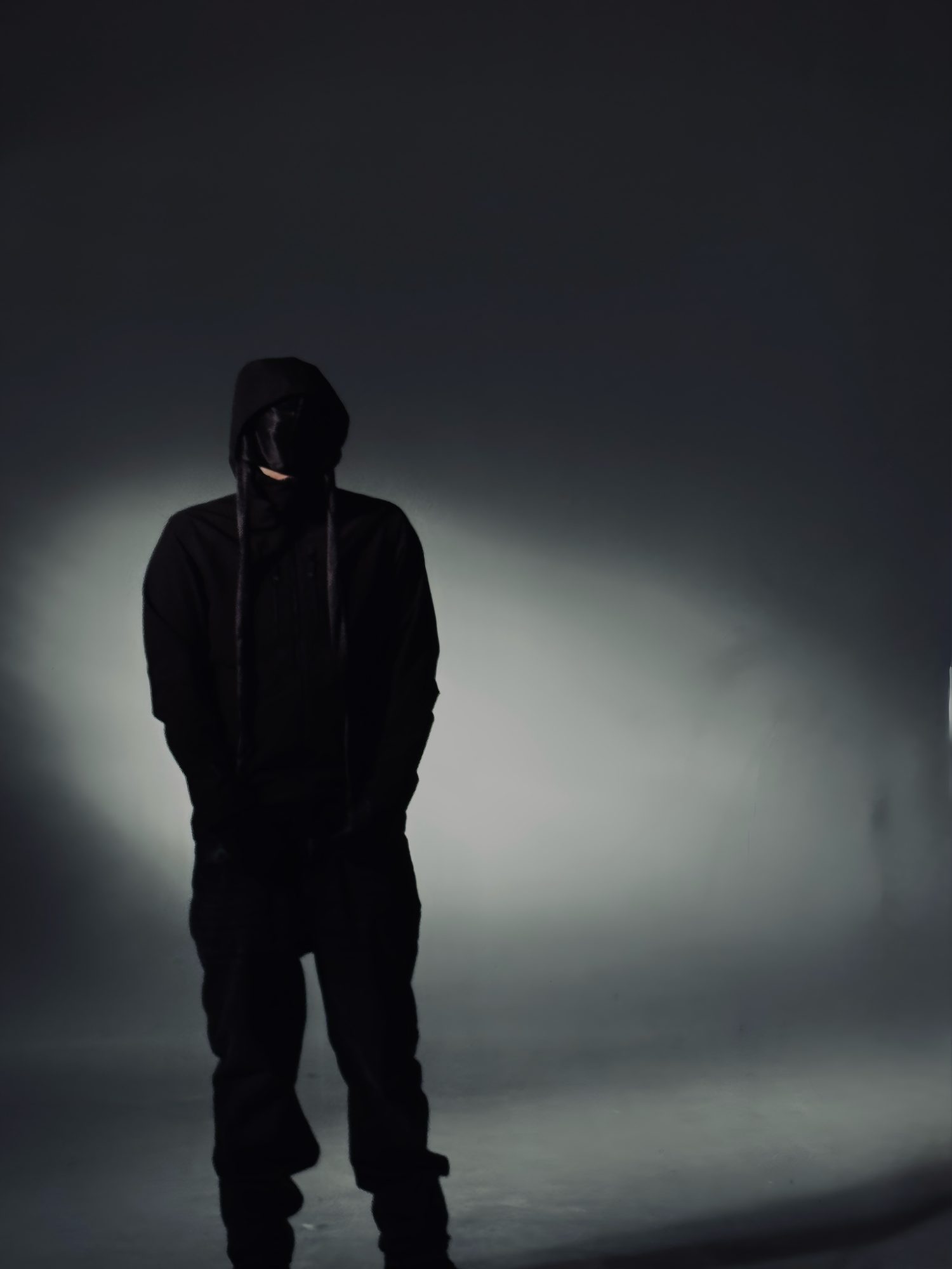 Der Lustenauer Hip Hopper und Rapper Saynt Bleek tritt meist bedeckt oder mit Maske auf. (Quelle: privat)