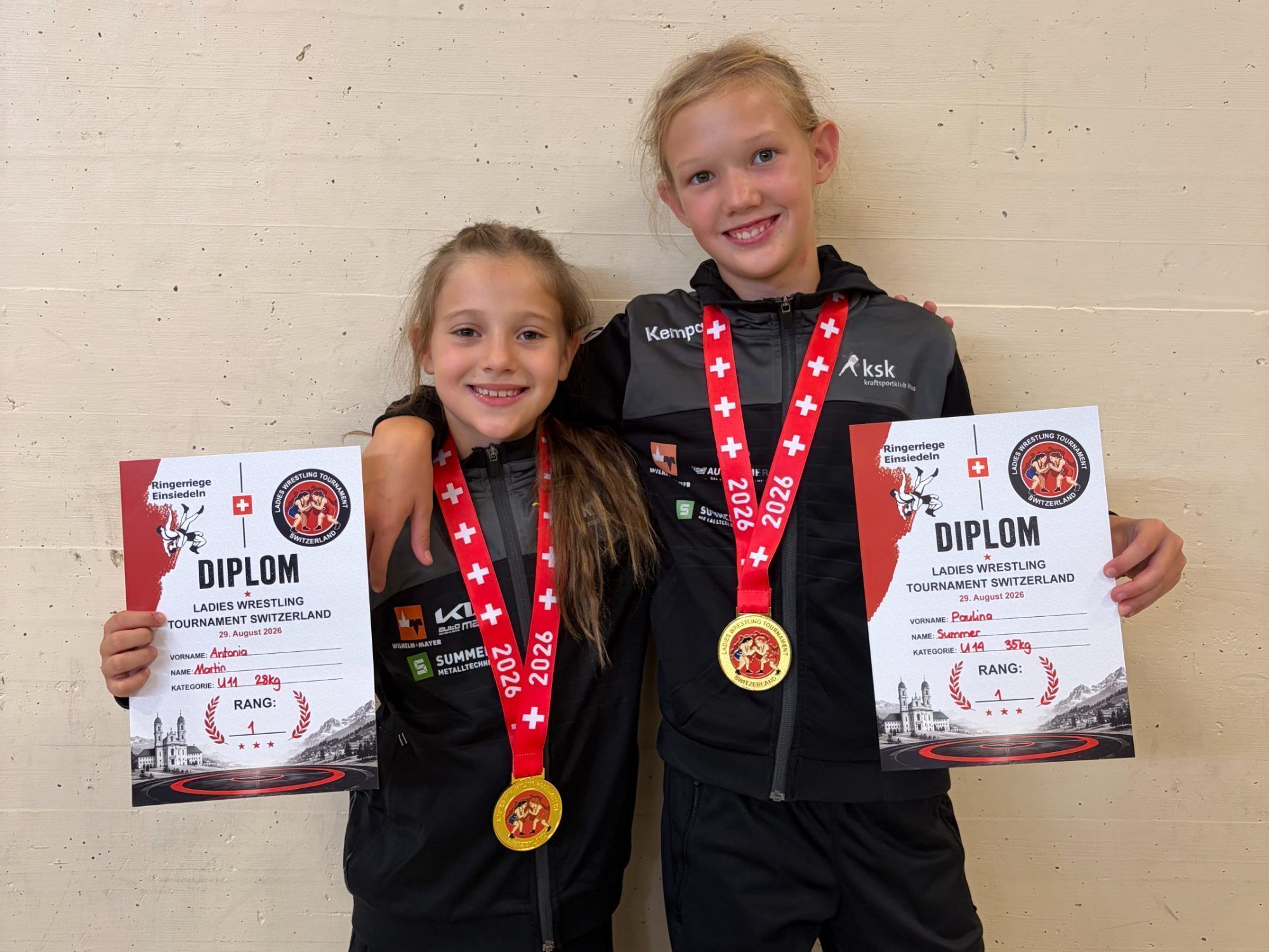 Turniersieg für Antonia Martin und Paulina Summer. 