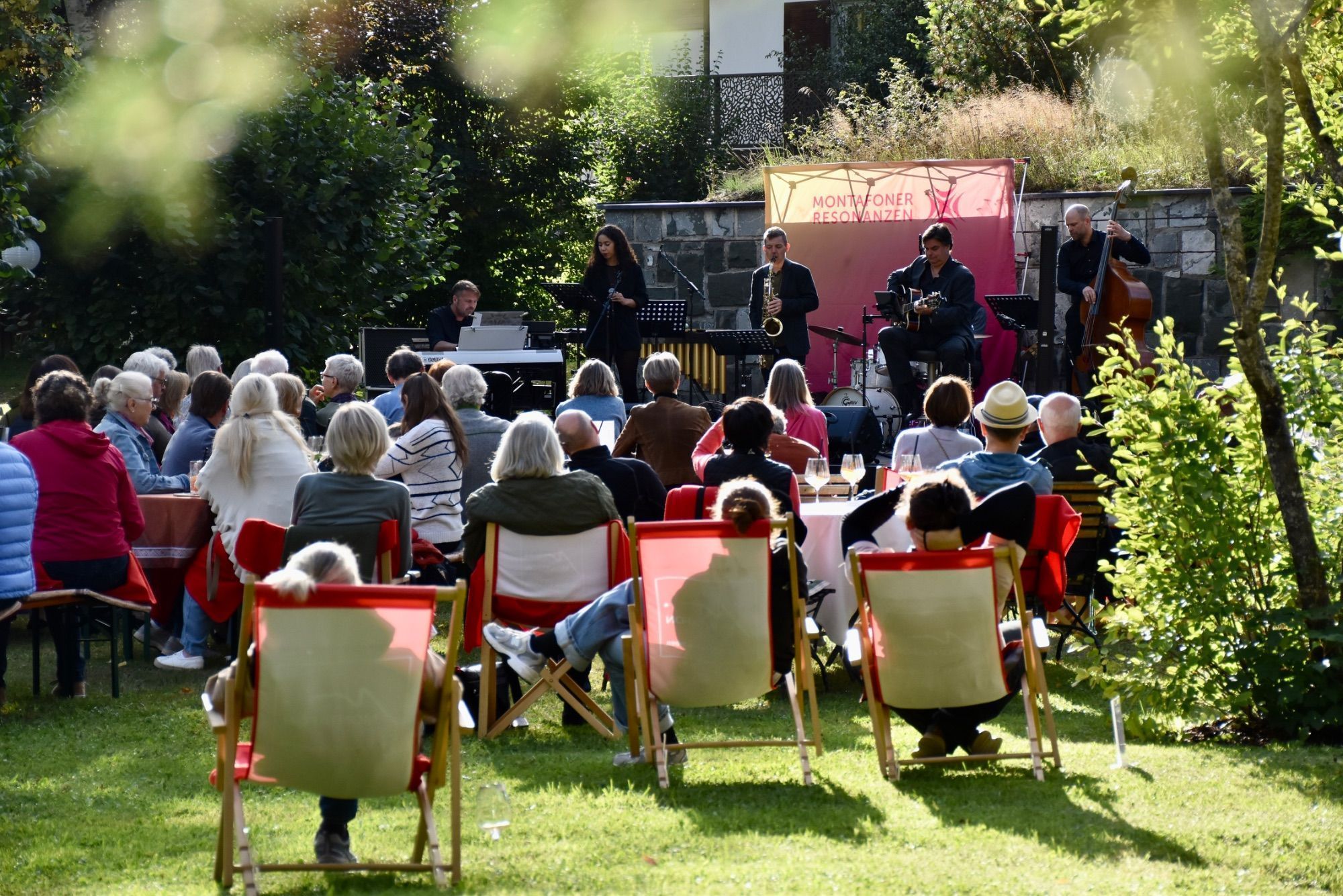 Die Capital Jazz Profs im Garten des Hotel Felbermayer in Gaschurn.