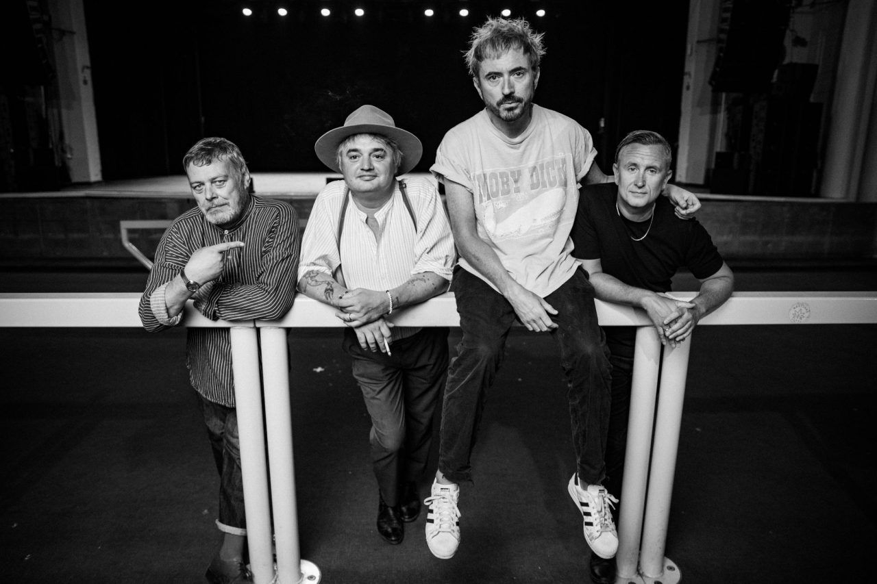 Indie-Legenden, Kunst am Berg und sommerliche Kulturmomente am Feiertagswochenende