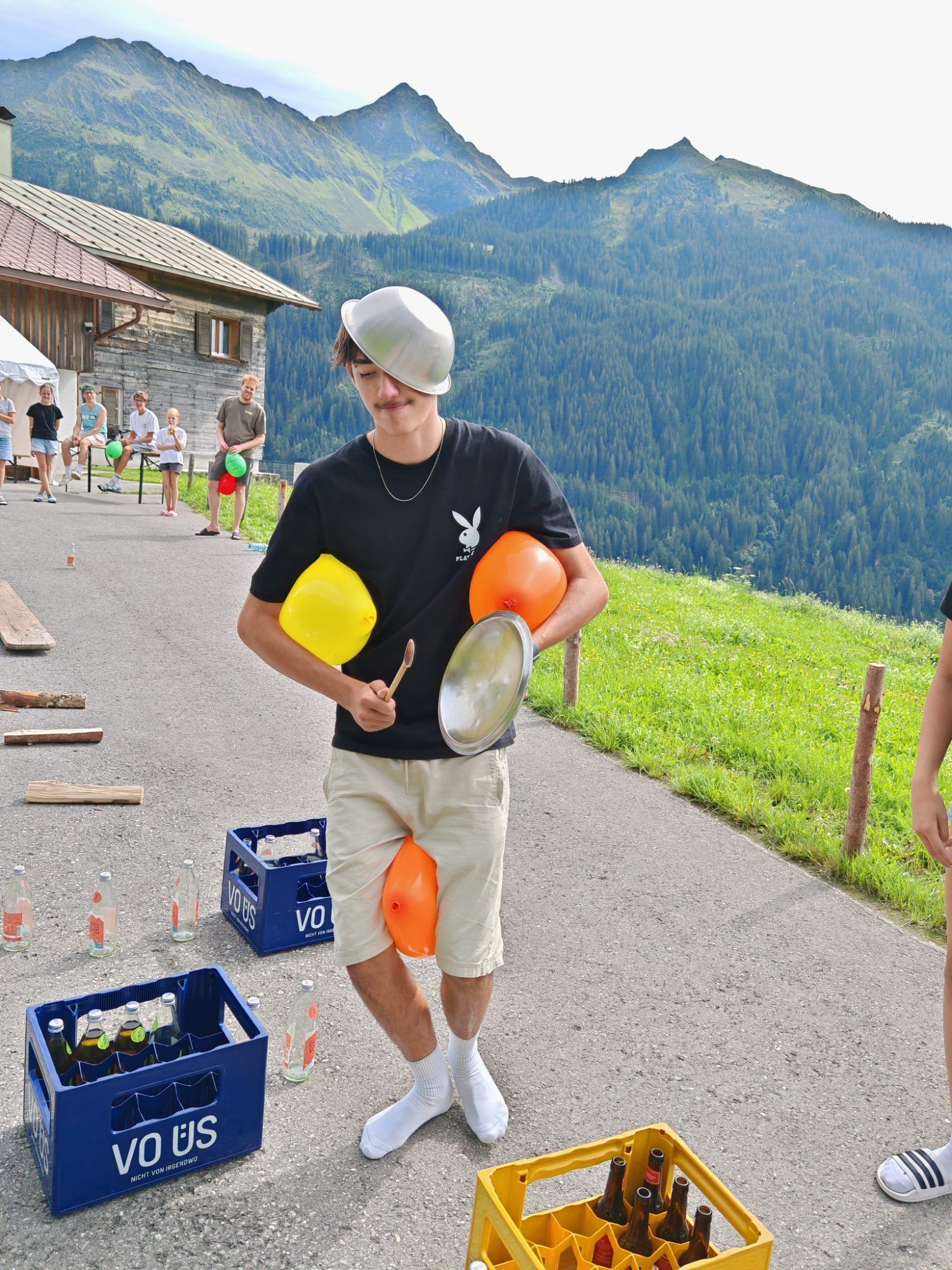 Niklas Kröss beim Spielenachmittag.