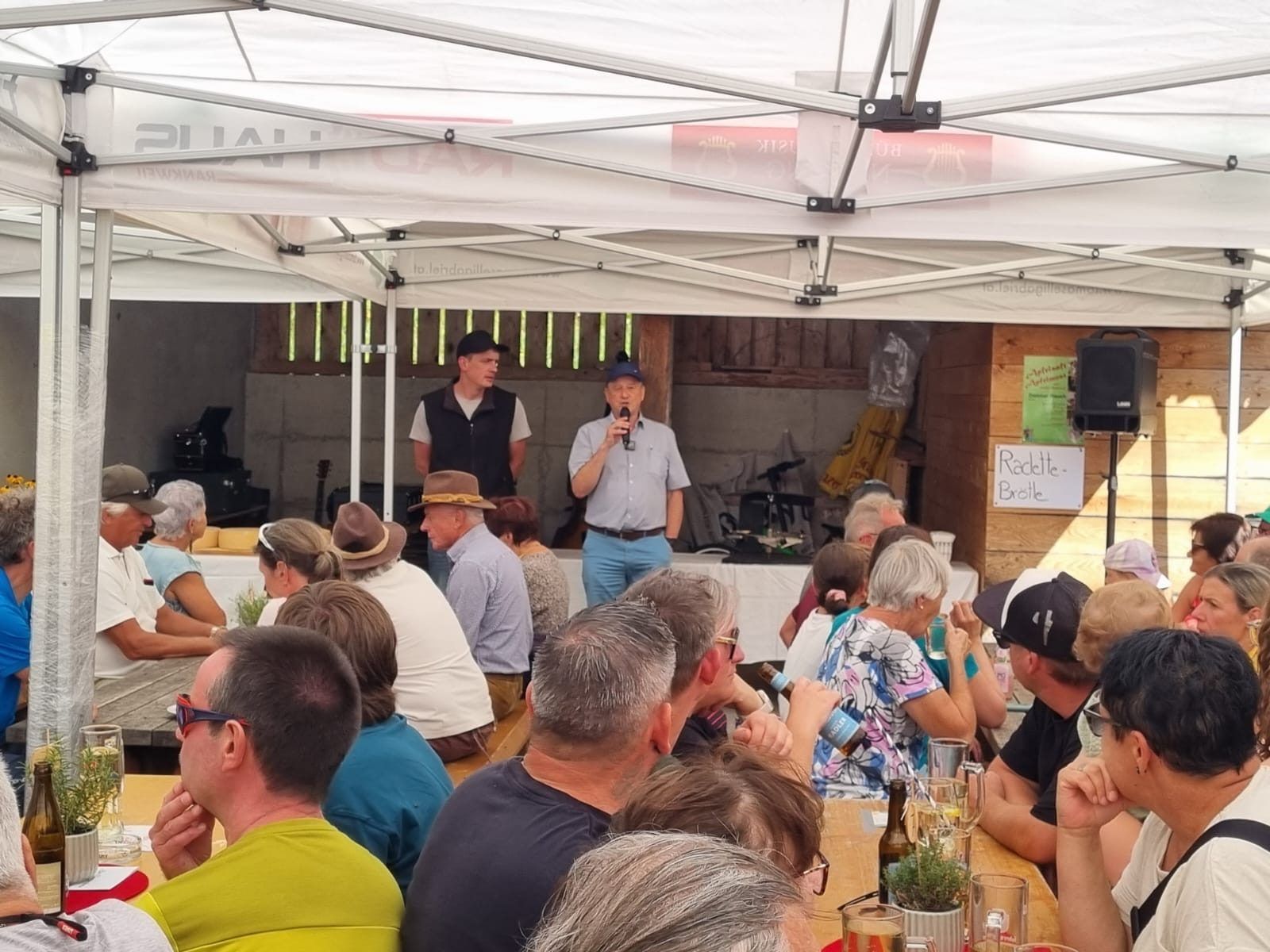 Obmann Johannes Maier konnte zahlreiche Besucher begrüßen.