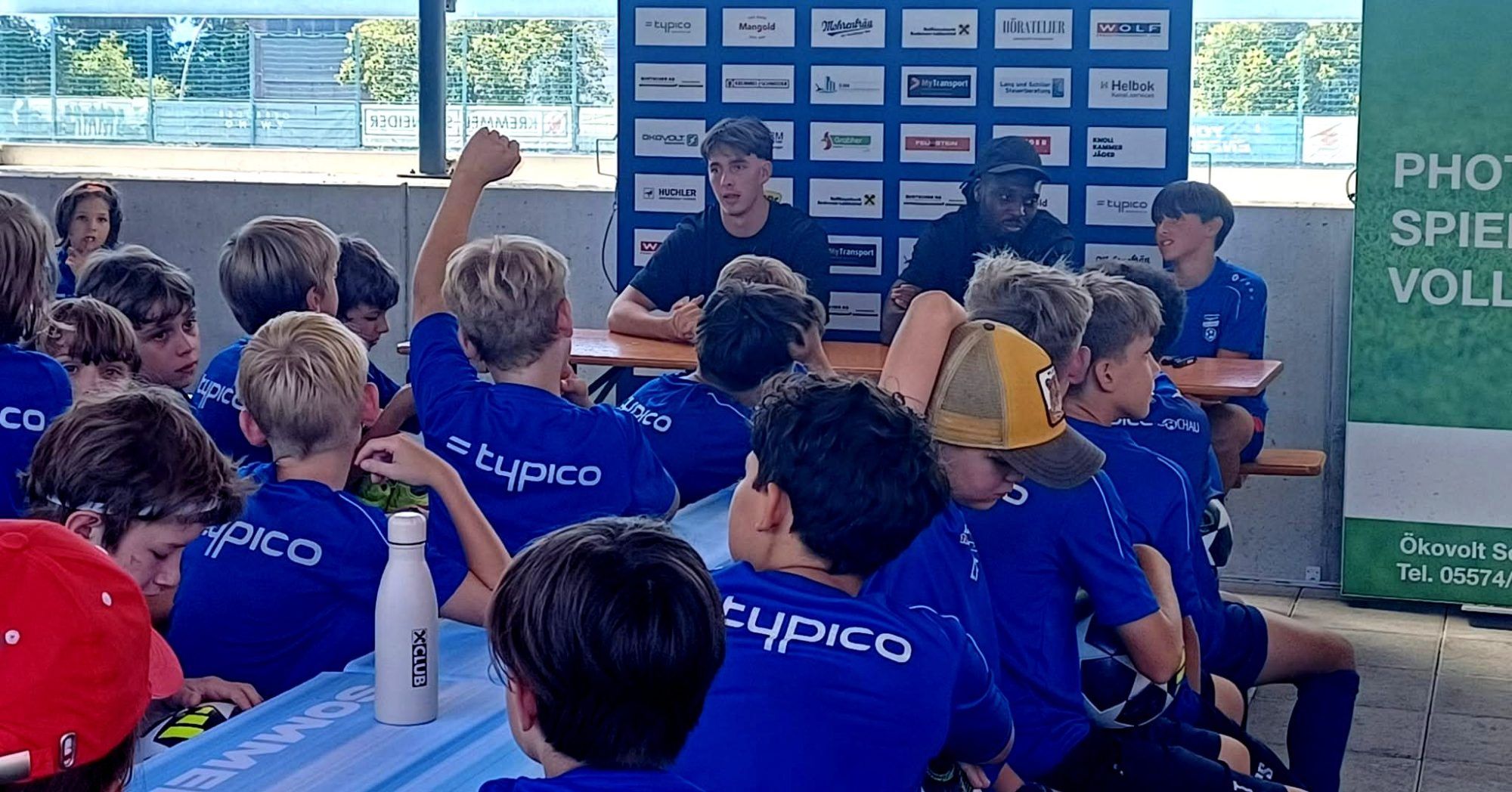 Impressionen vom „Leiblachtaler-Raiffeisen-Fußball-Nachwuchs-Camp 2026“ des SV typico Lochau im Stadion Hoferfeld.