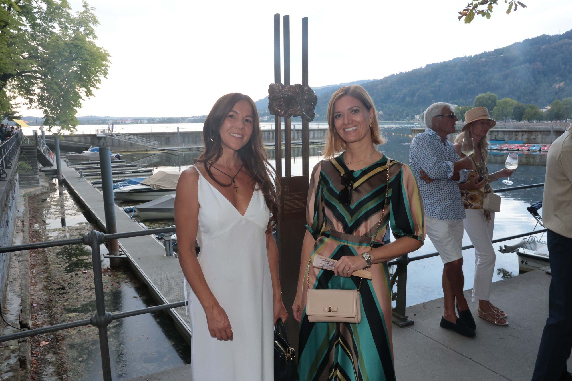 Elena Lazarchuk und Kathrin Cometto