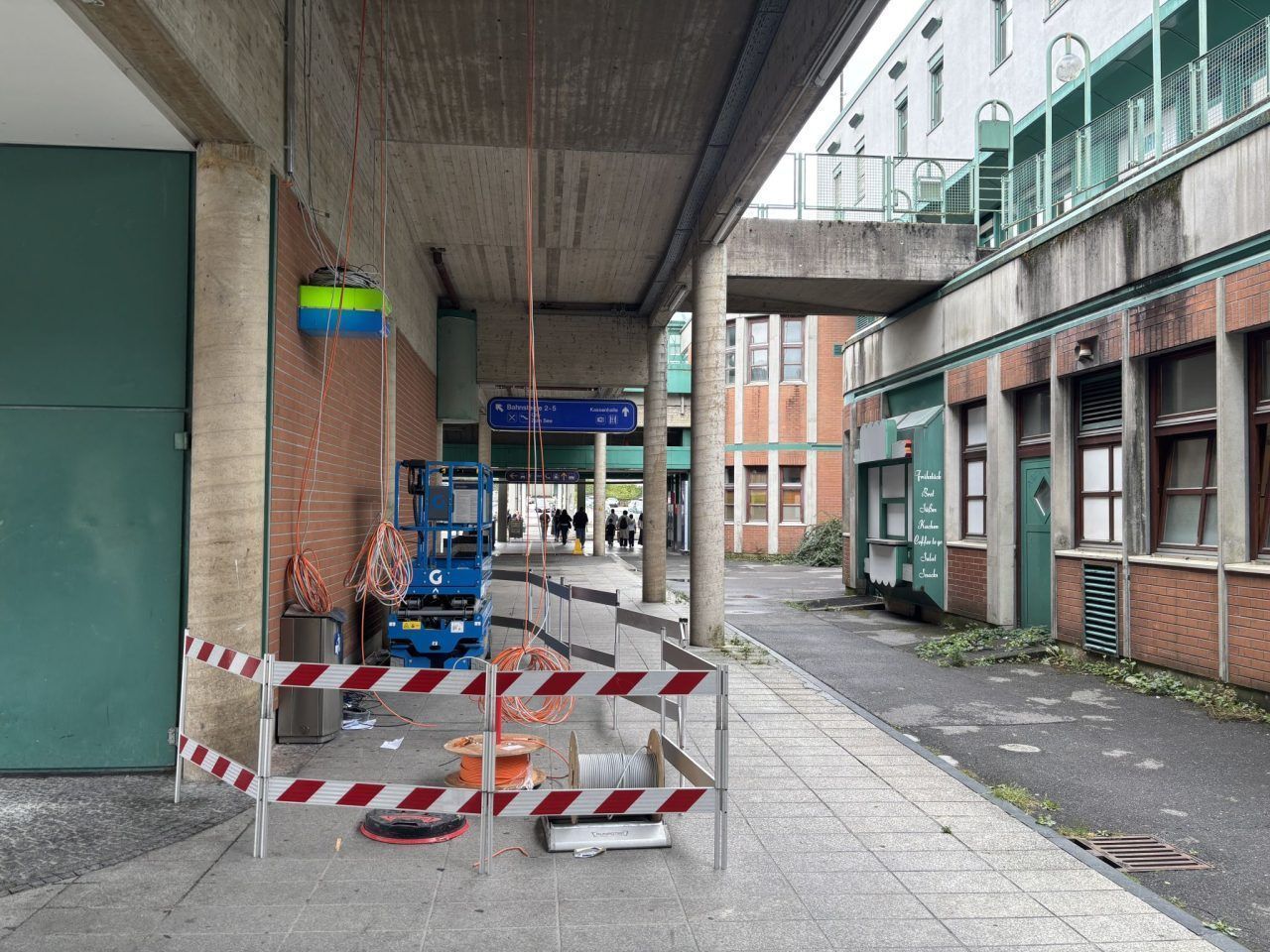 Was aktuell beim Bahnhof in Bregenz passiert