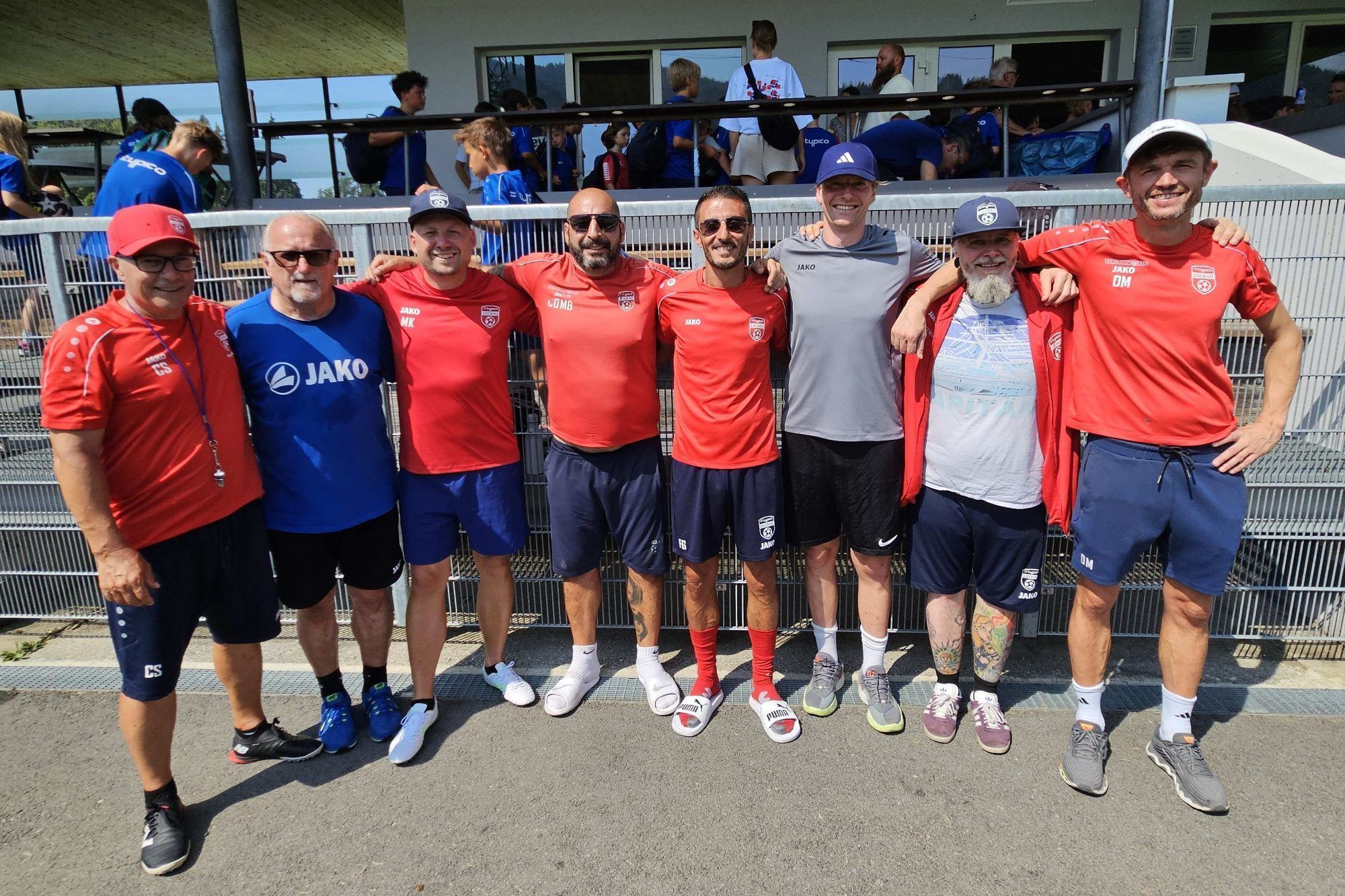 Ein engagiertes Trainerteam rund um Gesamtorganisator Michael Knaflitsch sorgte beim „Leiblachtaler-Raiffeisen- Fußball-Nachwuchs-Camp“ des SV typico Lochau im Stadion Hoferfeld an fünf Tagen für ein abwechslungsreiches Programm.