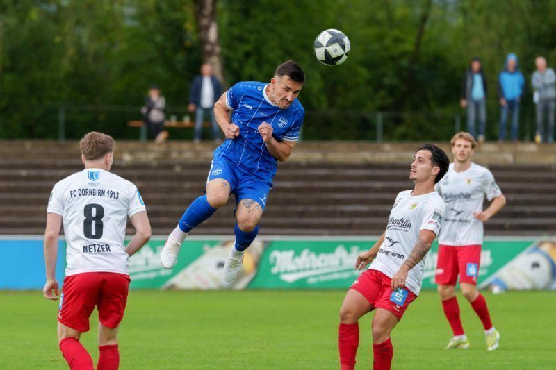 Szenen vom RLW-Derby Dornbirn vs Lochau. VN-STIPLOVSEK/9