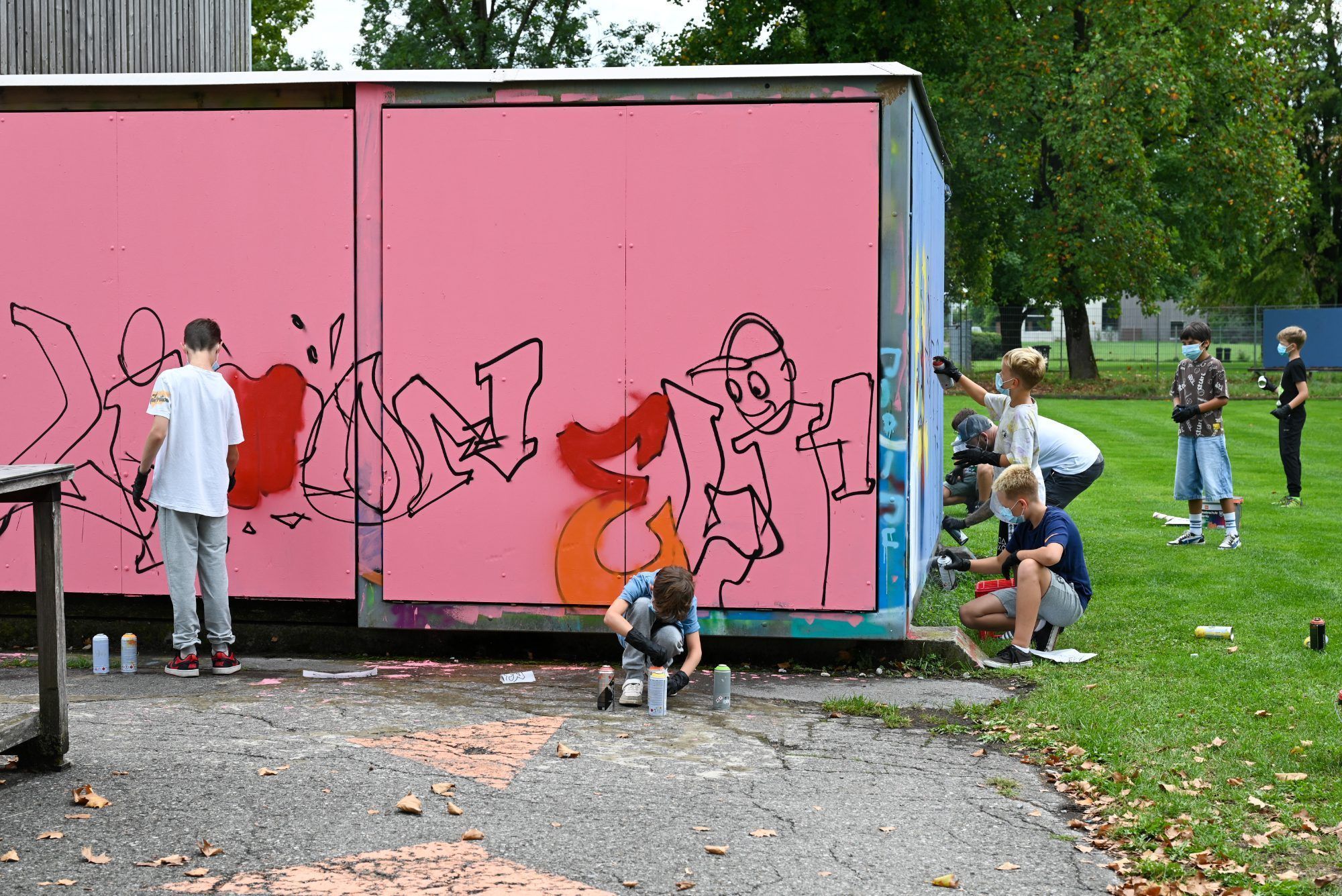 Am Jugendplatz Habedere durften sich Kids im Graffiti-Sprayen versuchen.