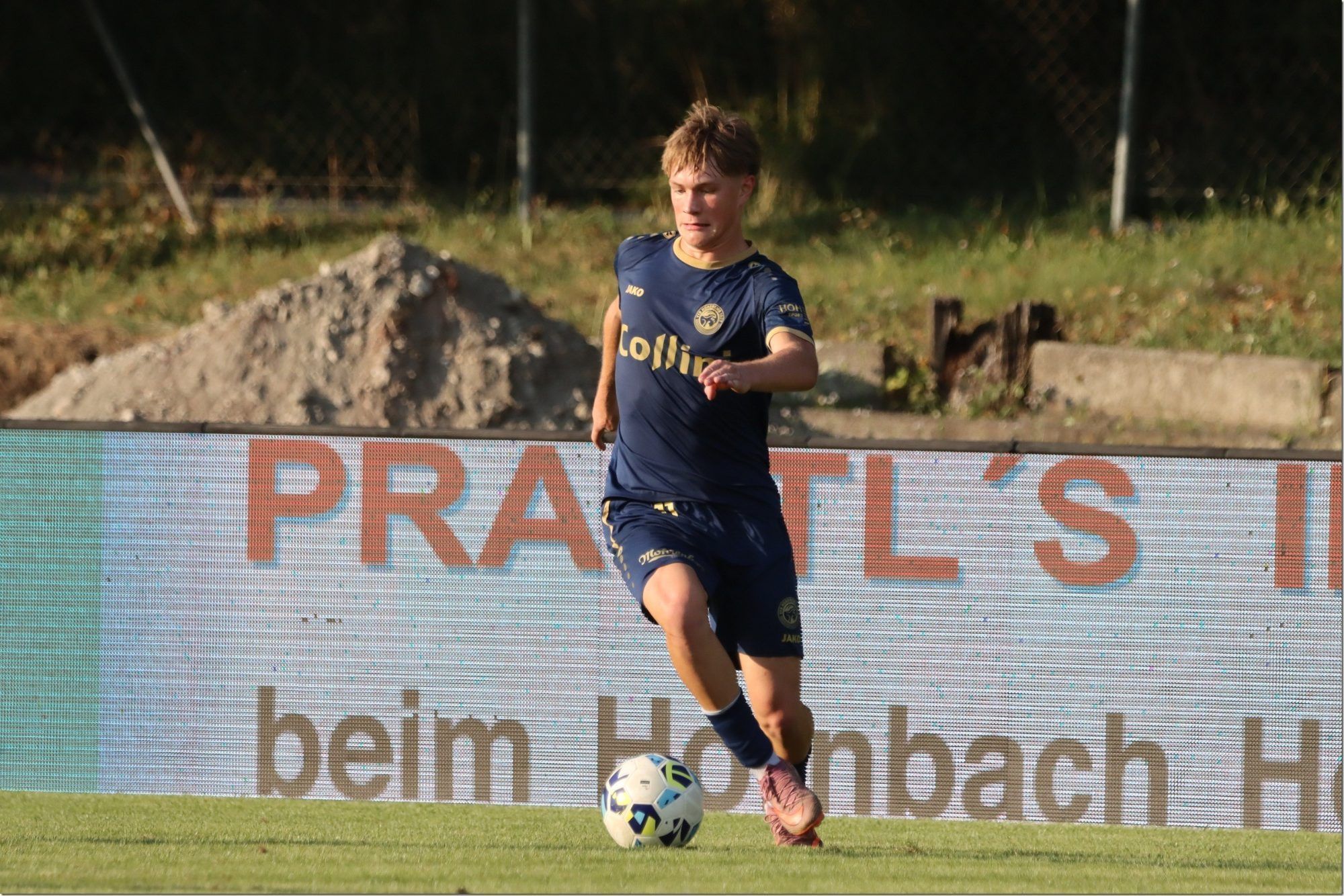 Hohenems bleibt Spitzenreiter in der Westliga. VN-TK/5