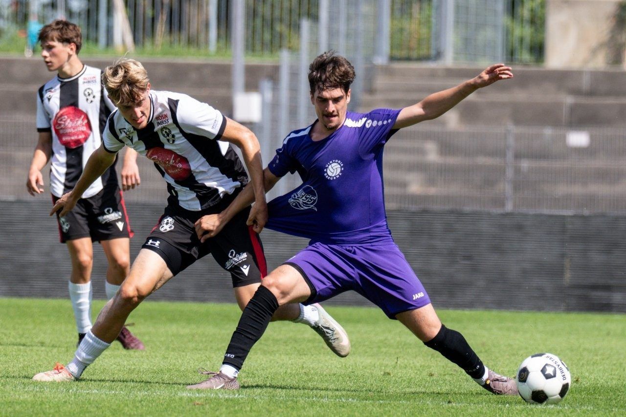Szenen vom Bregenzer Stadtderby SW II gegen Viktoria. VN-SERRA/7