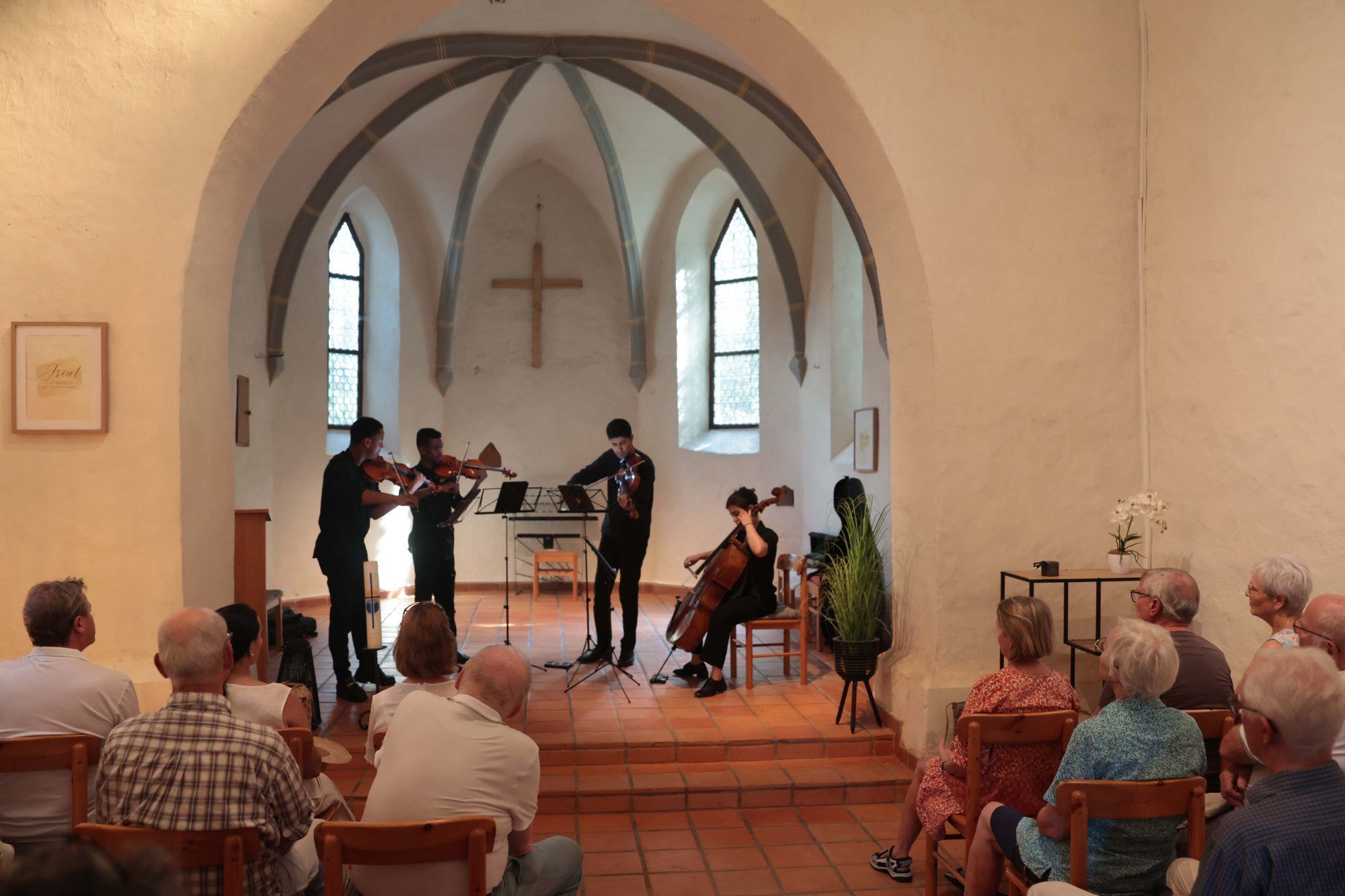 Musik zum Gedenken an Opfer von Krieg und Faschismus in der Kapelle St. Wolfgang.