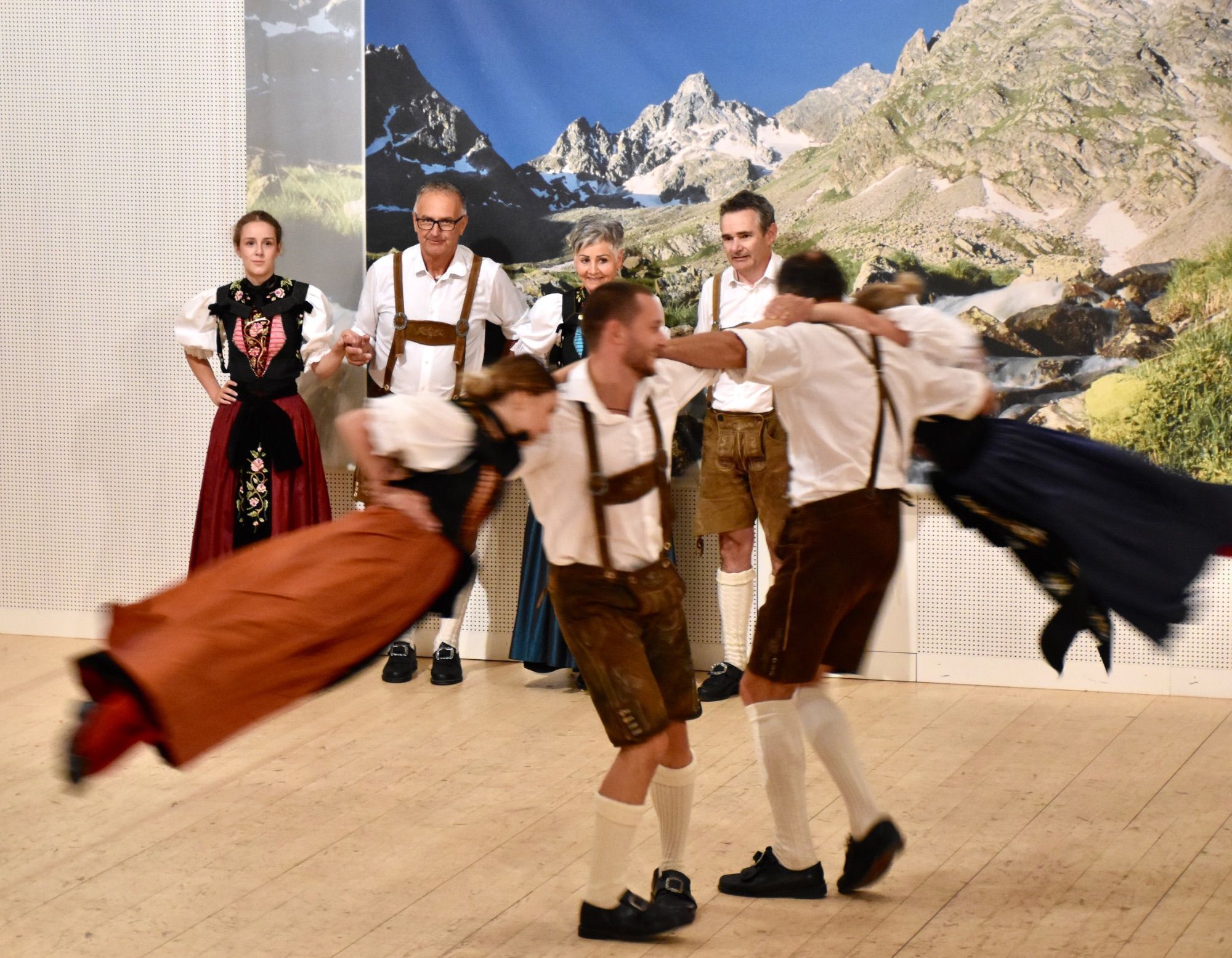 Der Schwingertanz.