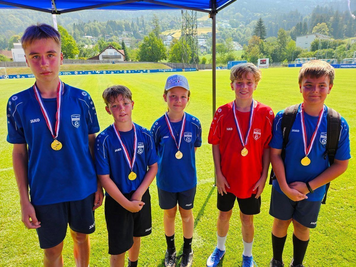 Impressionen vom „Leiblachtaler-Raiffeisen-Fußball-Nachwuchs-Camp 2026“ des SV typico Lochau im Stadion Hoferfeld.