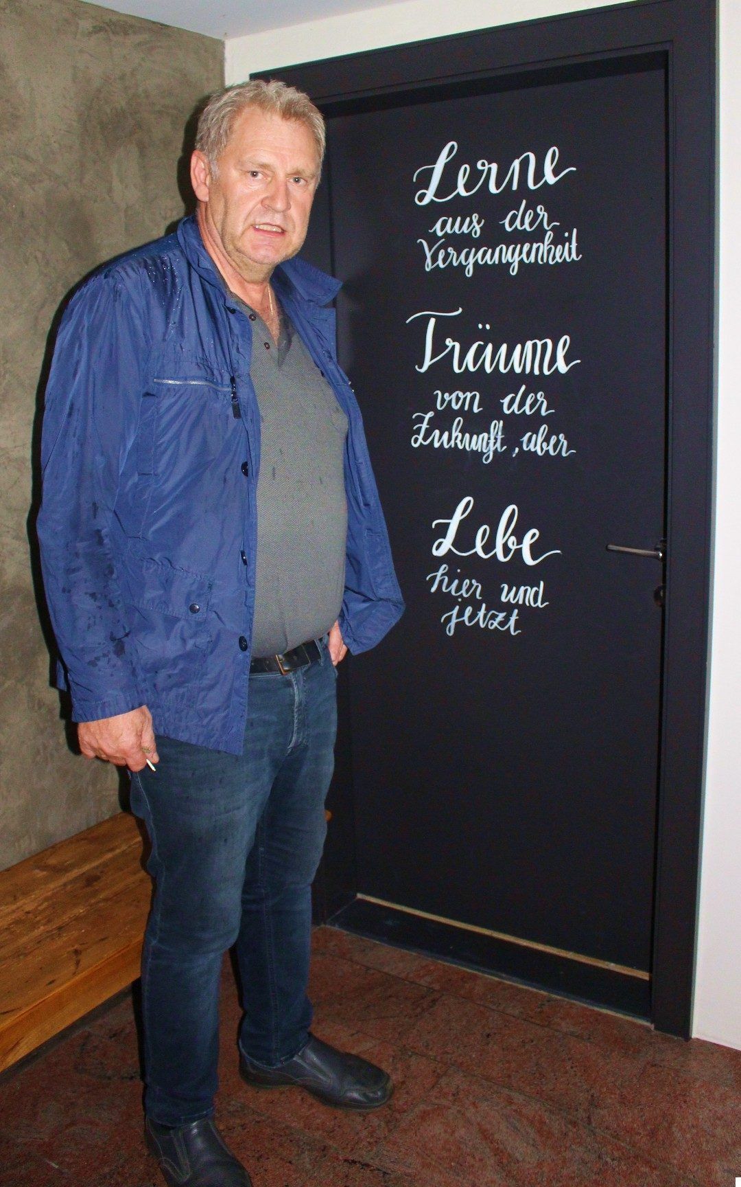 Für seine Gäste hielt Lothar Eiler nicht nur Speisen und Getränke, sondern auch tiefsinnige Lebensweisheiten bereit.