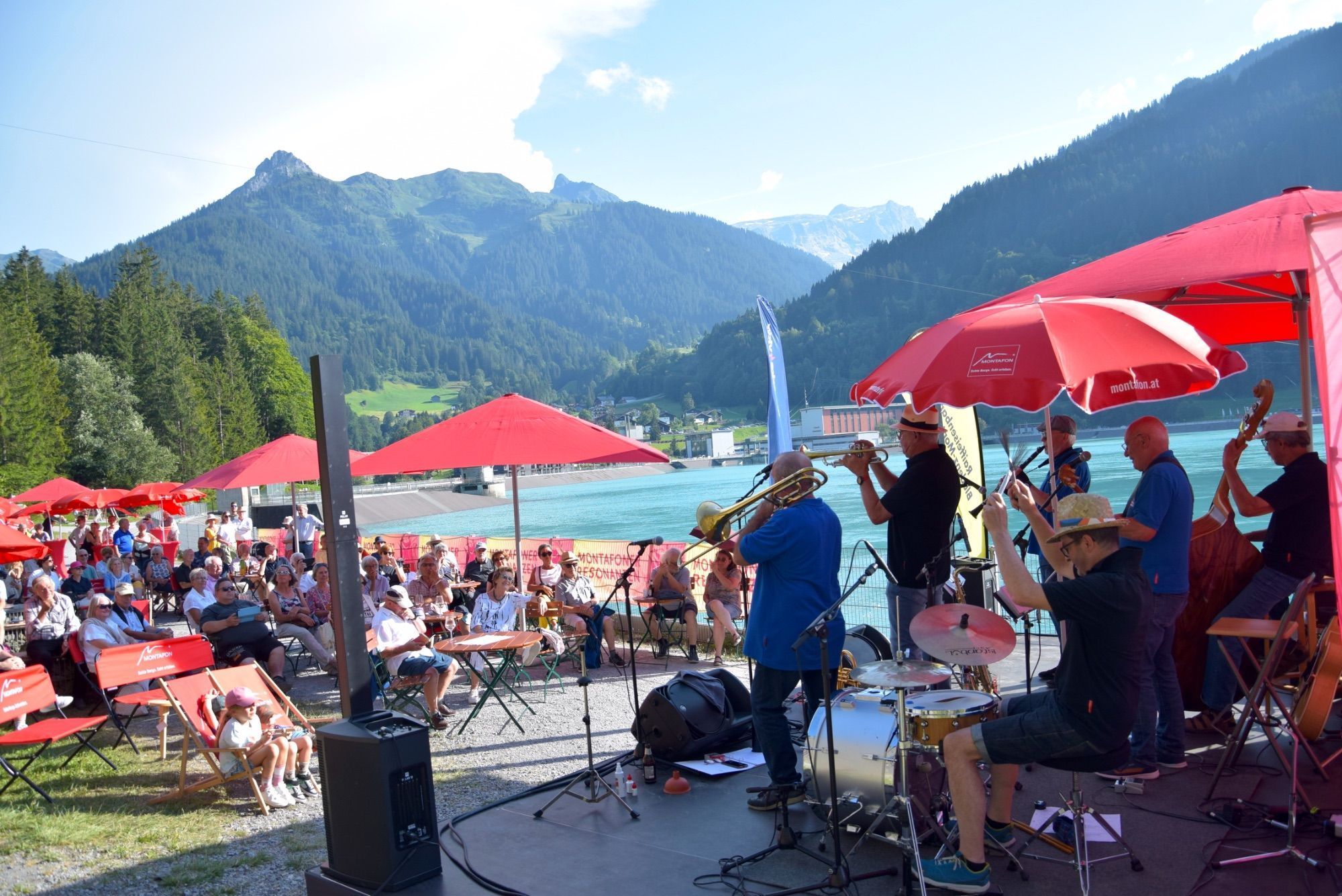 Jazz am Stausee in Tschagguns-Latschau mit der Hallodrian Jazzband, 2024.