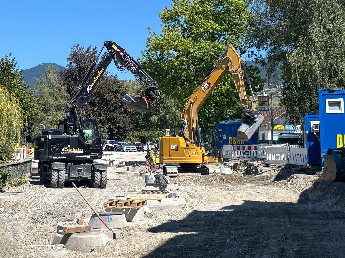 Bei der Kreuzung Stiegstraße, Alemannenstraße und Ringstraße wird ein neuer Kreisverkehr gebaut.