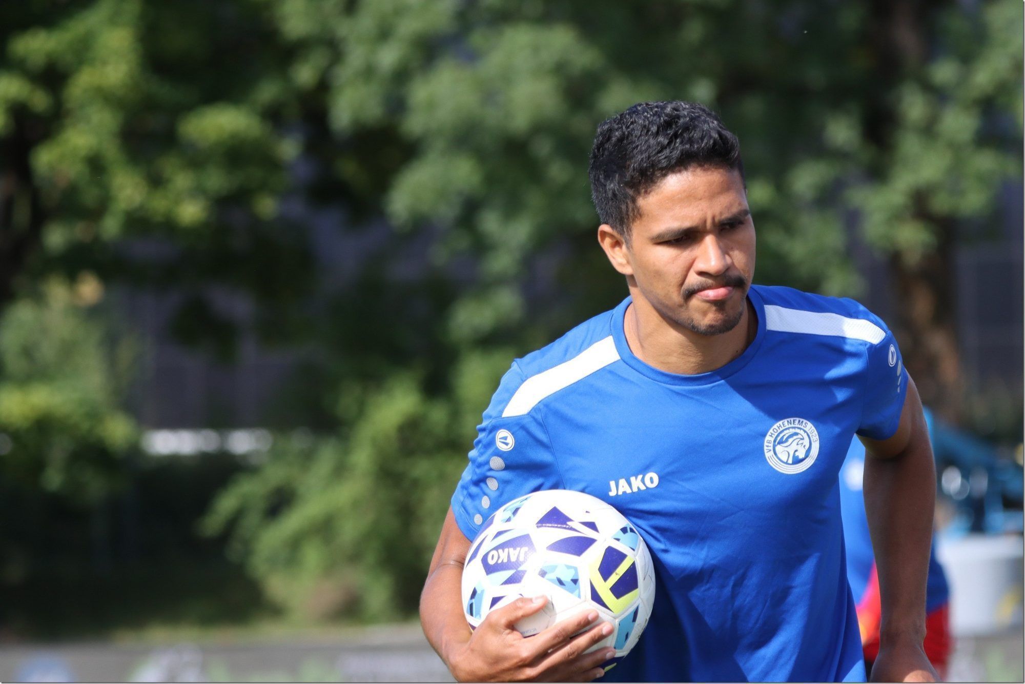 Szenen vom Derby Hohenems vs Röthis. VN-TK/10
