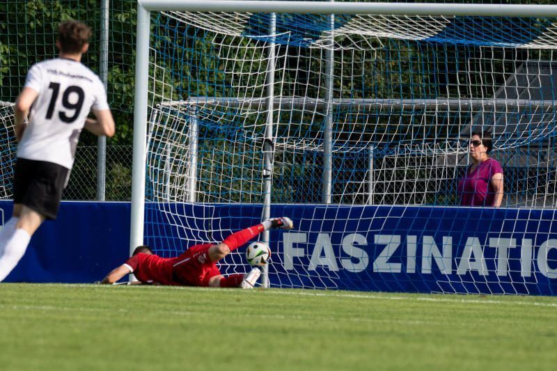 Impressionen vom Derby Lochau gegen Hohenems. VN-SERRA
