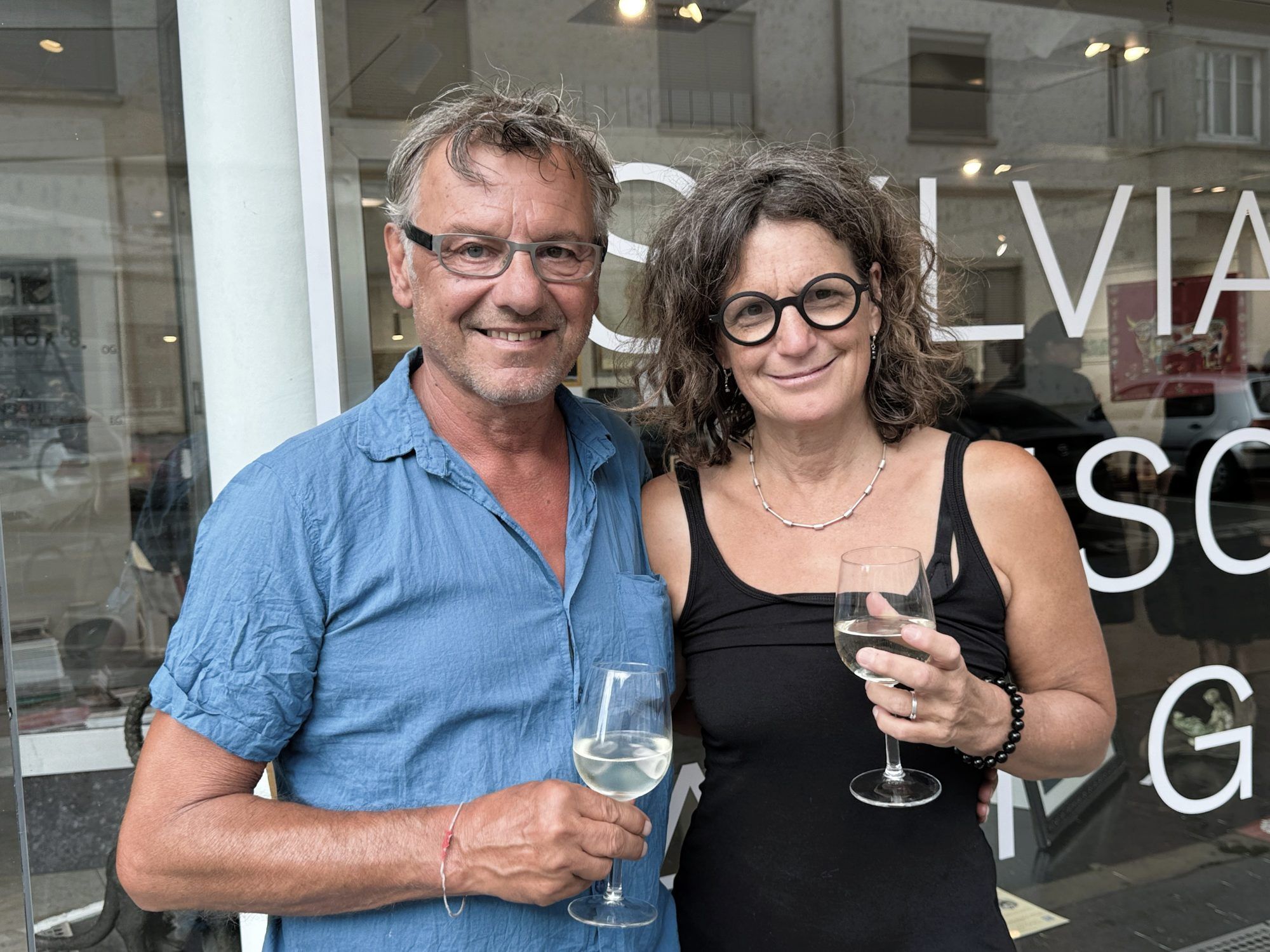 Roland Schuster und Künstlerin Katja Gehrung feierten mit.