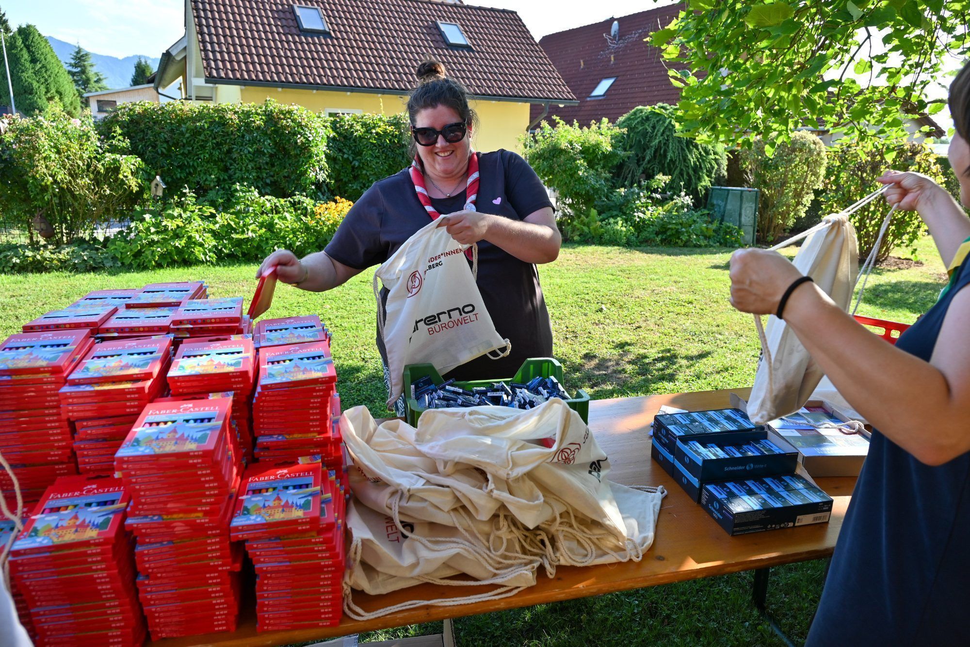 600 Schulstartpakete wurden vom Präsidium der Vorarlberger Pfadfinder zusammengestellt.